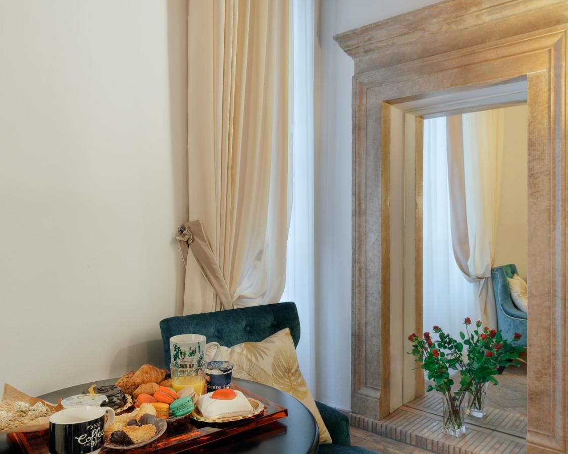 Suite Balcony,1232153963:JPEG